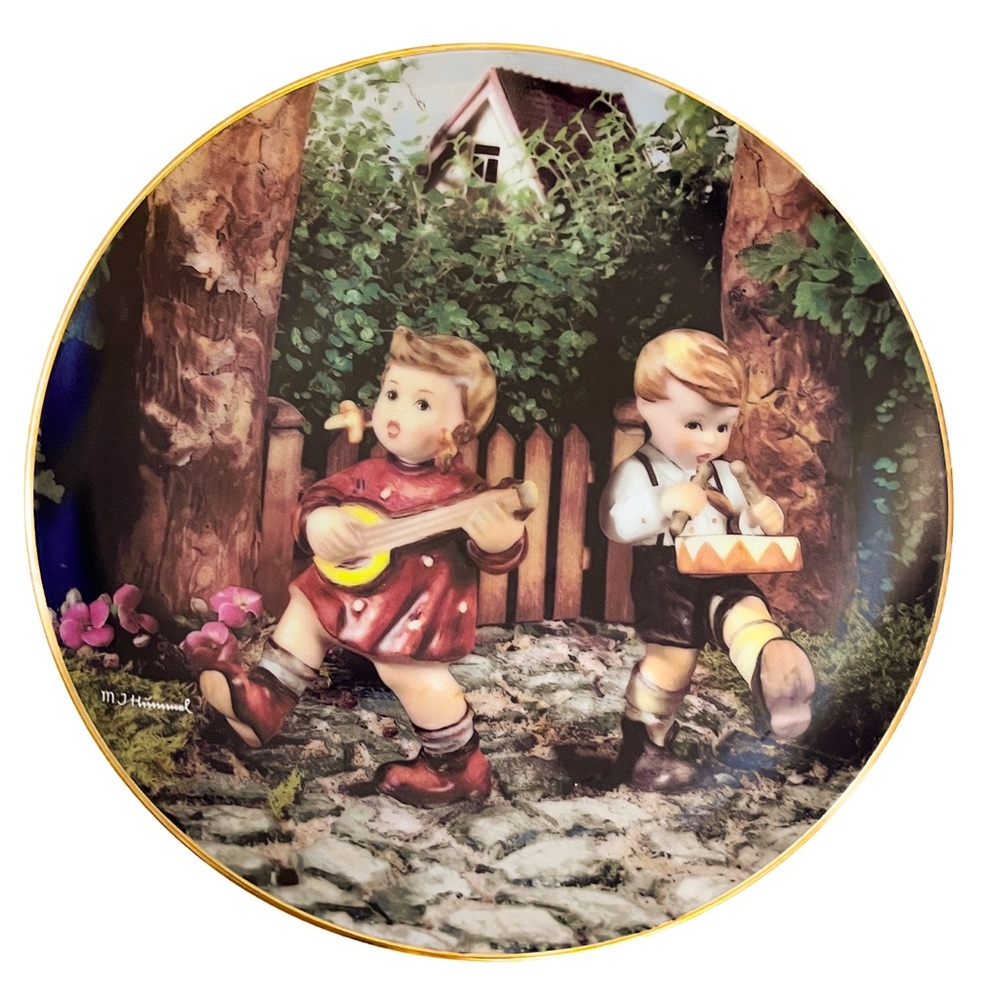 Vintage Hummel Plate “Private Parade” Limited Edition 1992